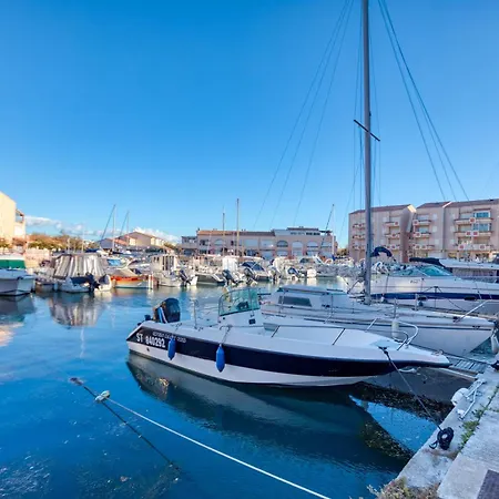 Vue Au Dessus De La Marina Apartman *