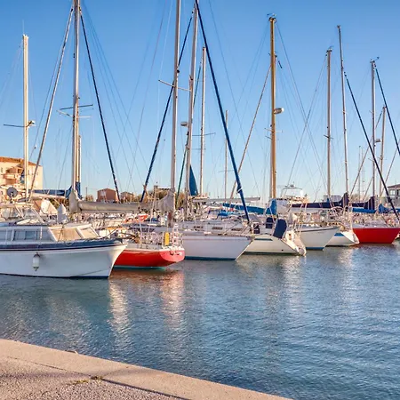 Vue Au Dessus De La Marina Apartman *